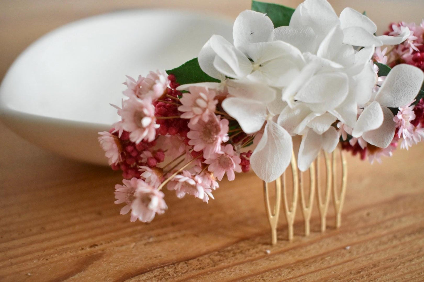 Pink and white floral hair comb