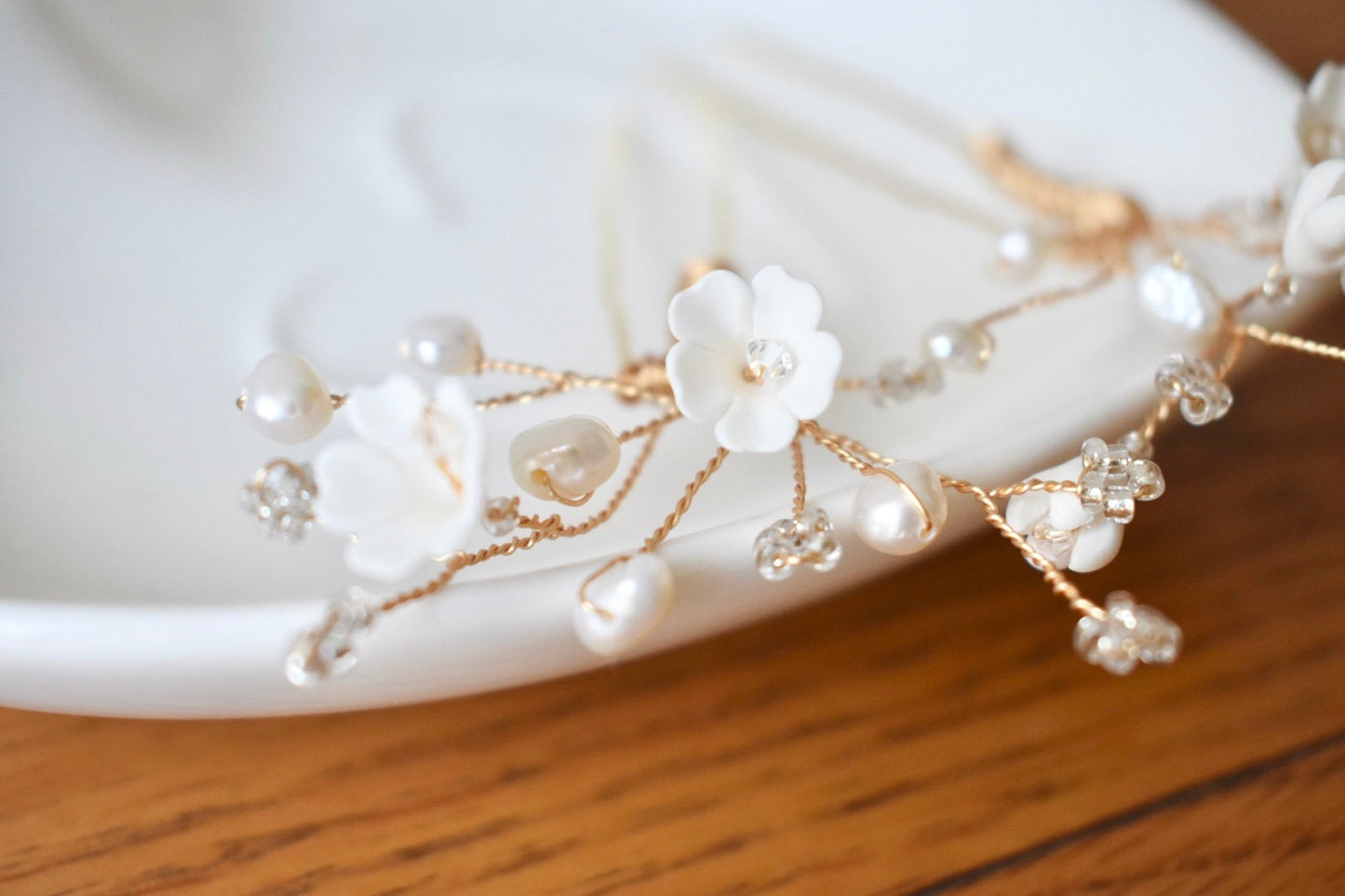 Pearl and clay flower hair pins