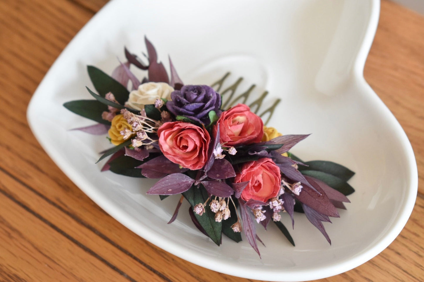 Autumn rose comb