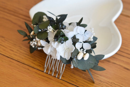 Bleached hydrangea and eucalyptus comb