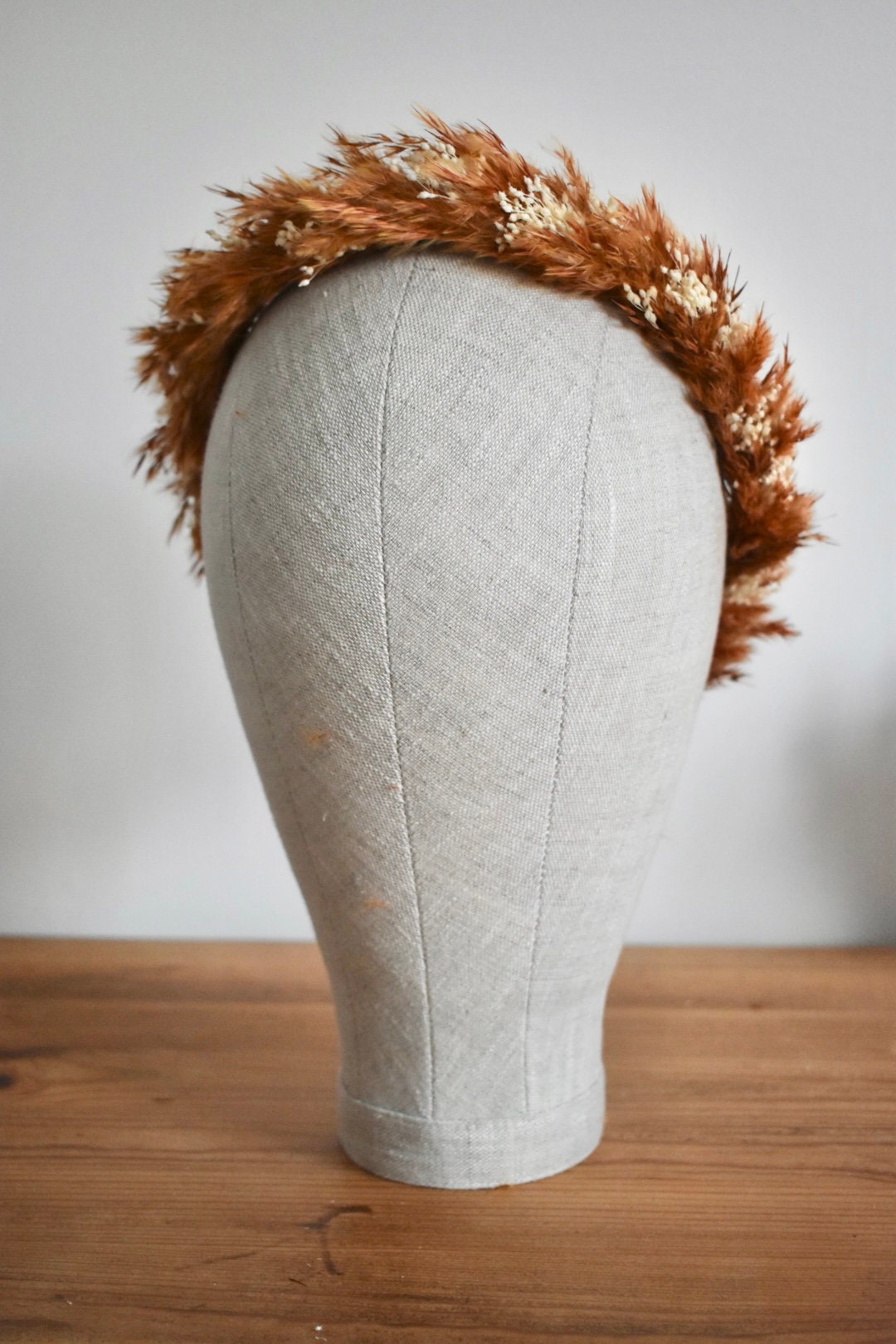 Pampas crown in orange