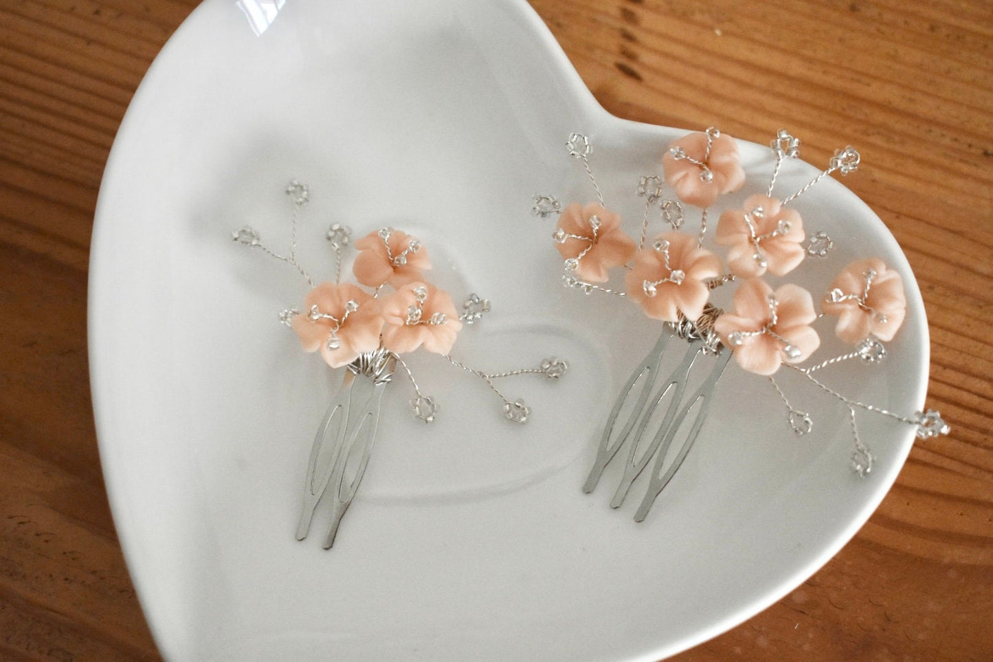 Blush flower comb