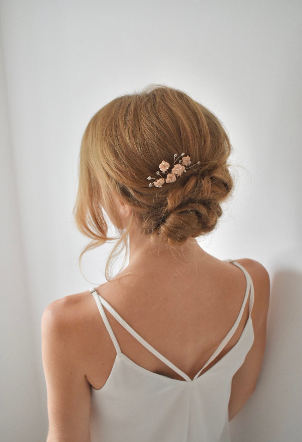 Blush flower comb
