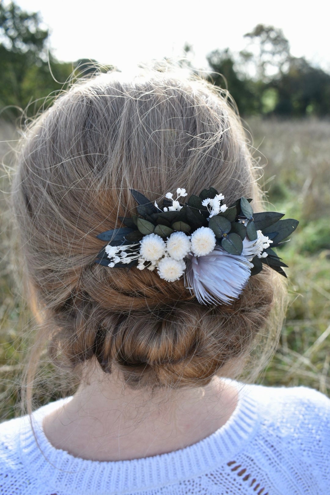 Grey helichrysum comb