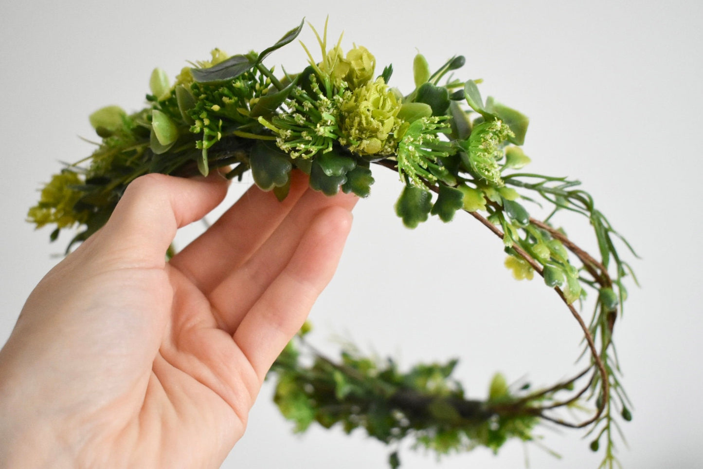 Foliage crown