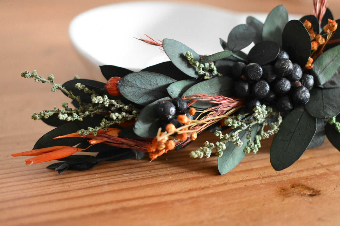 Autumn berry hair vine