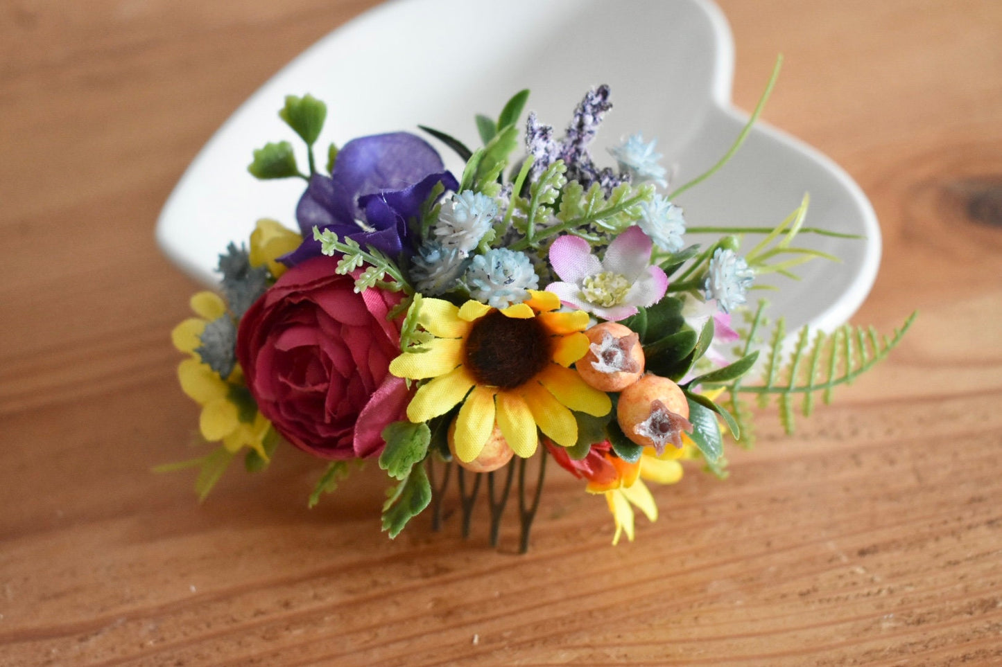 Sunflower and rose comb