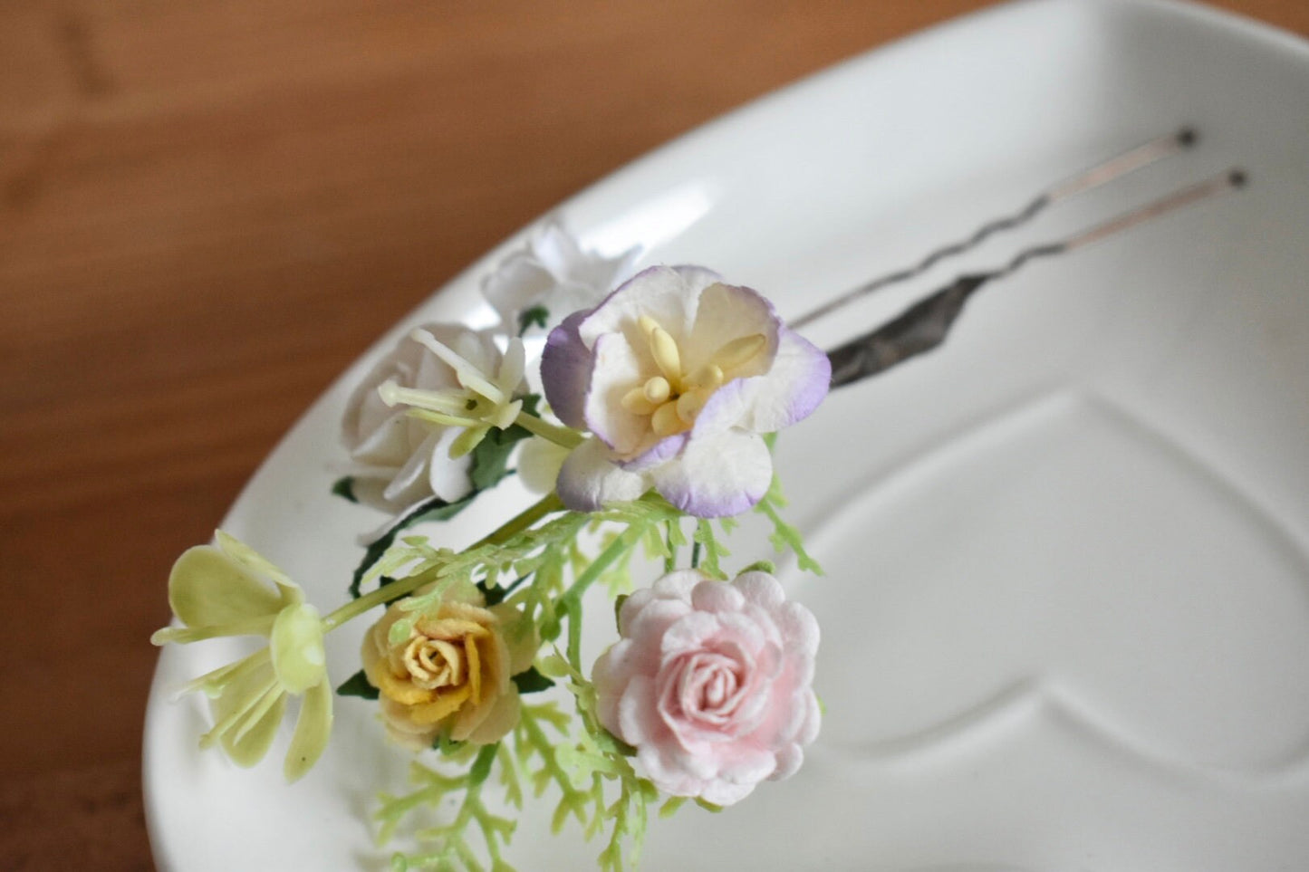 Dreamy summer florals hair pins
