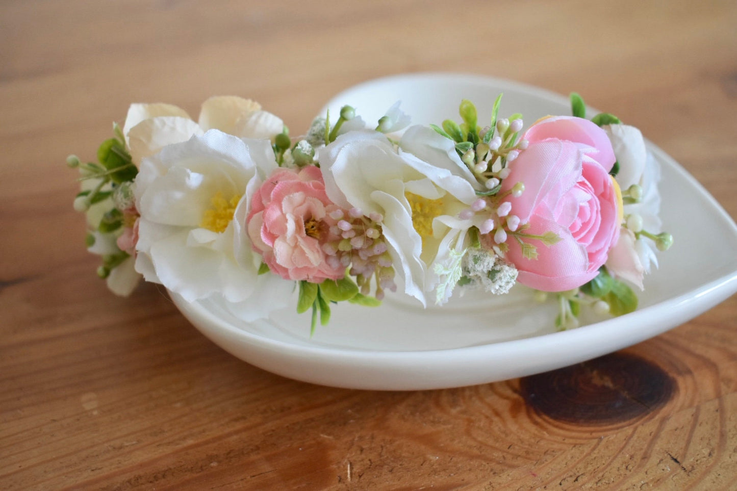 Baby headband in pink and white
