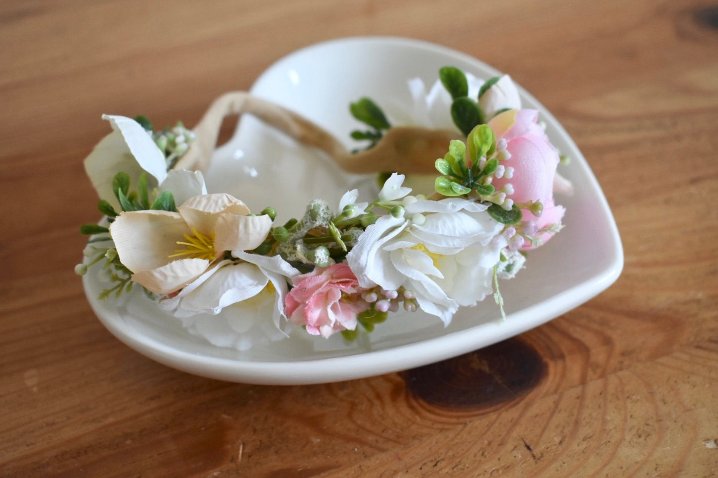 Baby headband in pink and white
