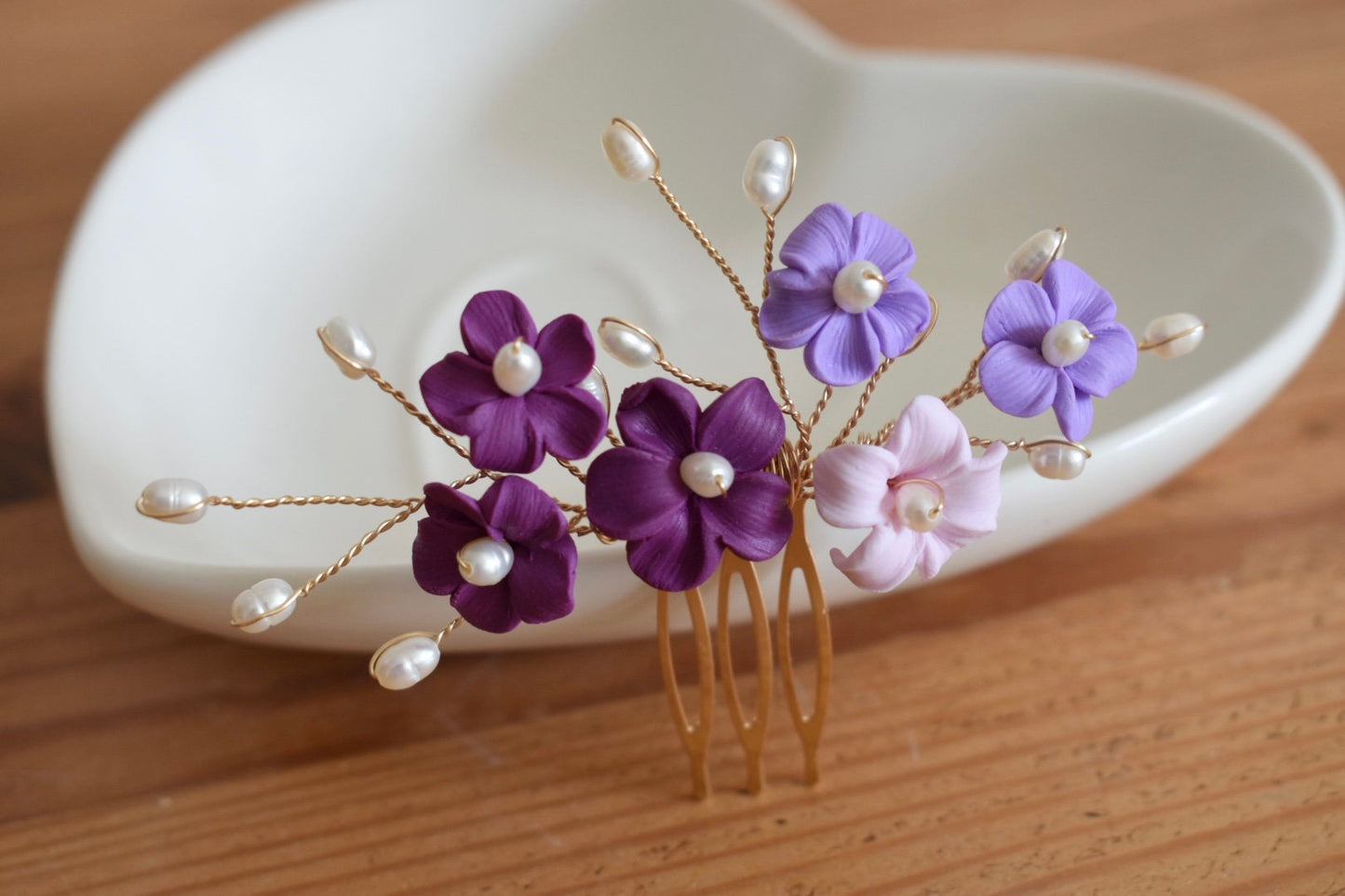 Pink and purple flower comb