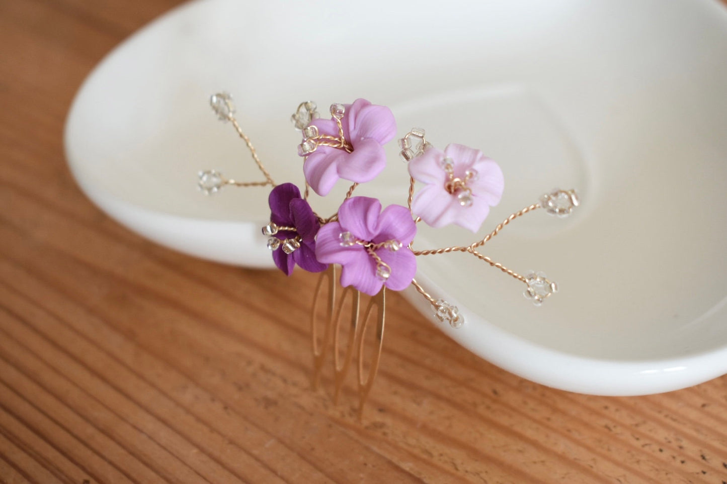 Ombre flower comb