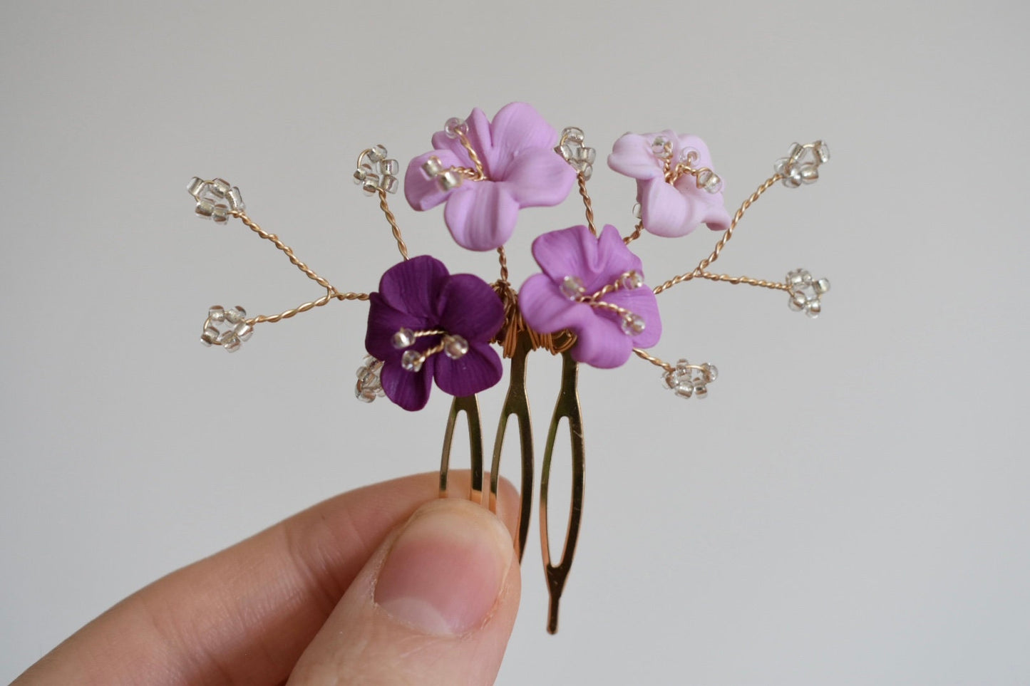 Ombre flower comb