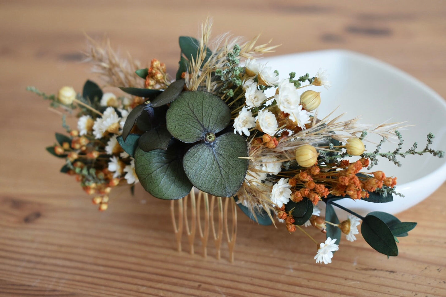 Pampas and eucalyptus flower comb with orange broom
