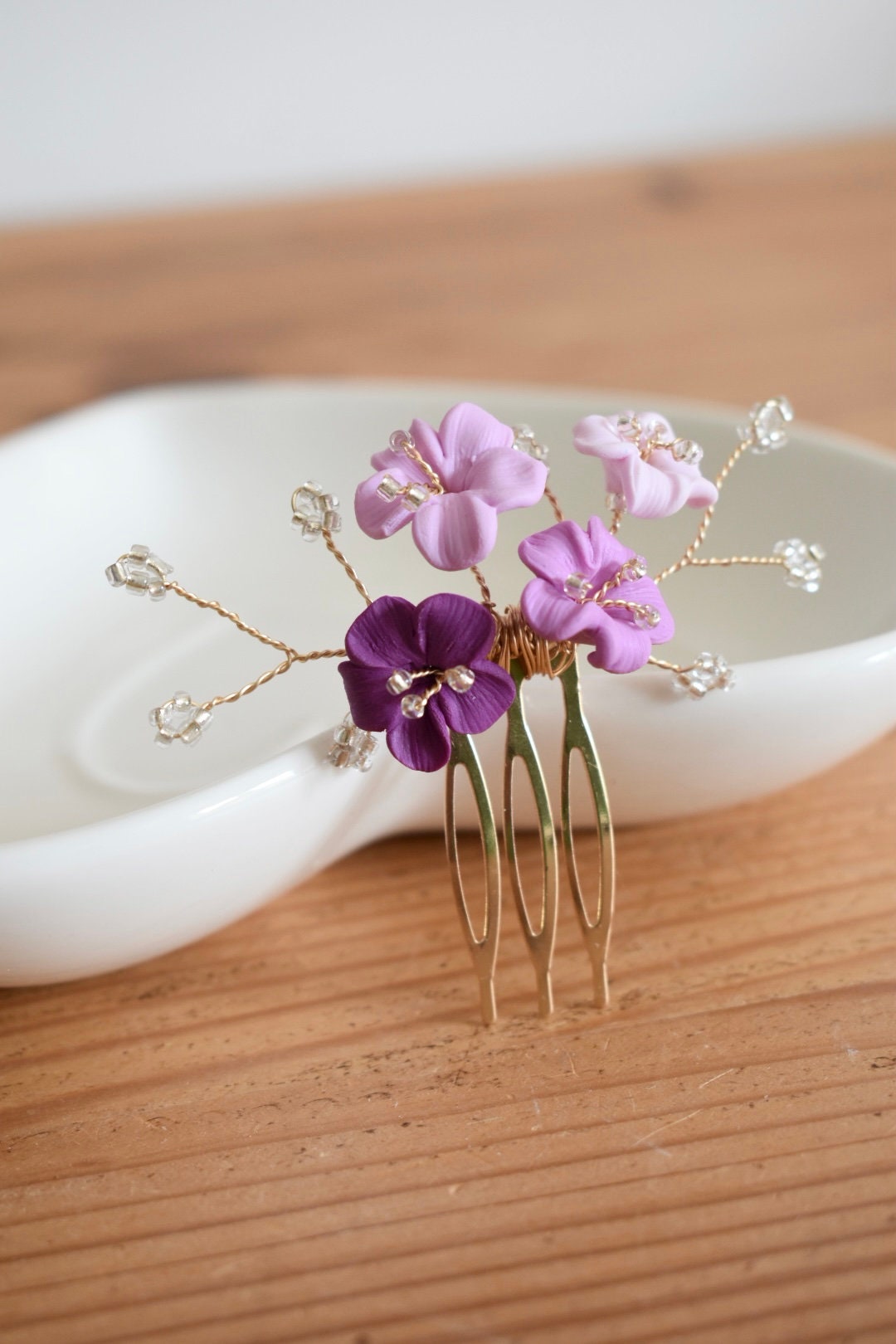 Ombre flower comb