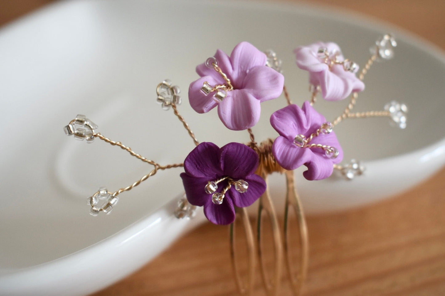Ombre flower comb