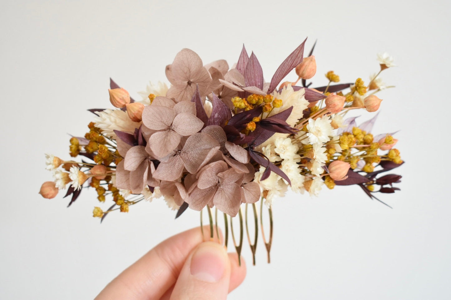 Mustard and plum comb