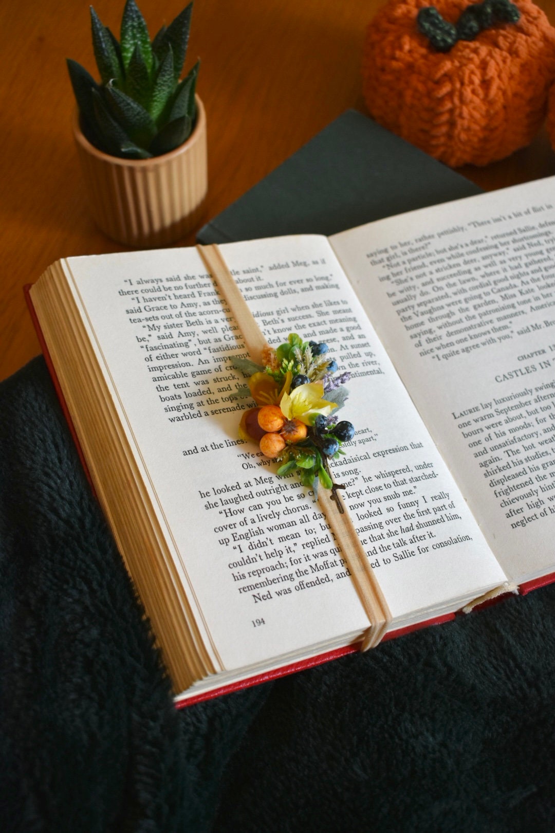Autumn foliage bookmark