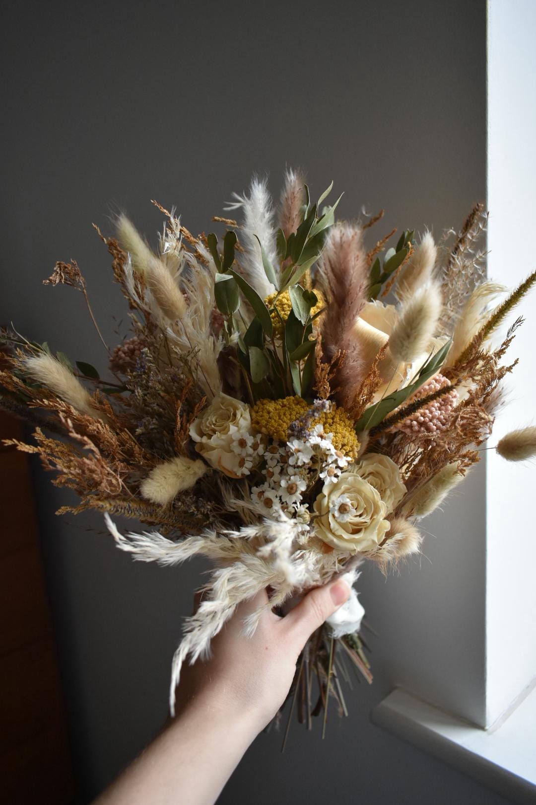 Boho dried flower bouquet