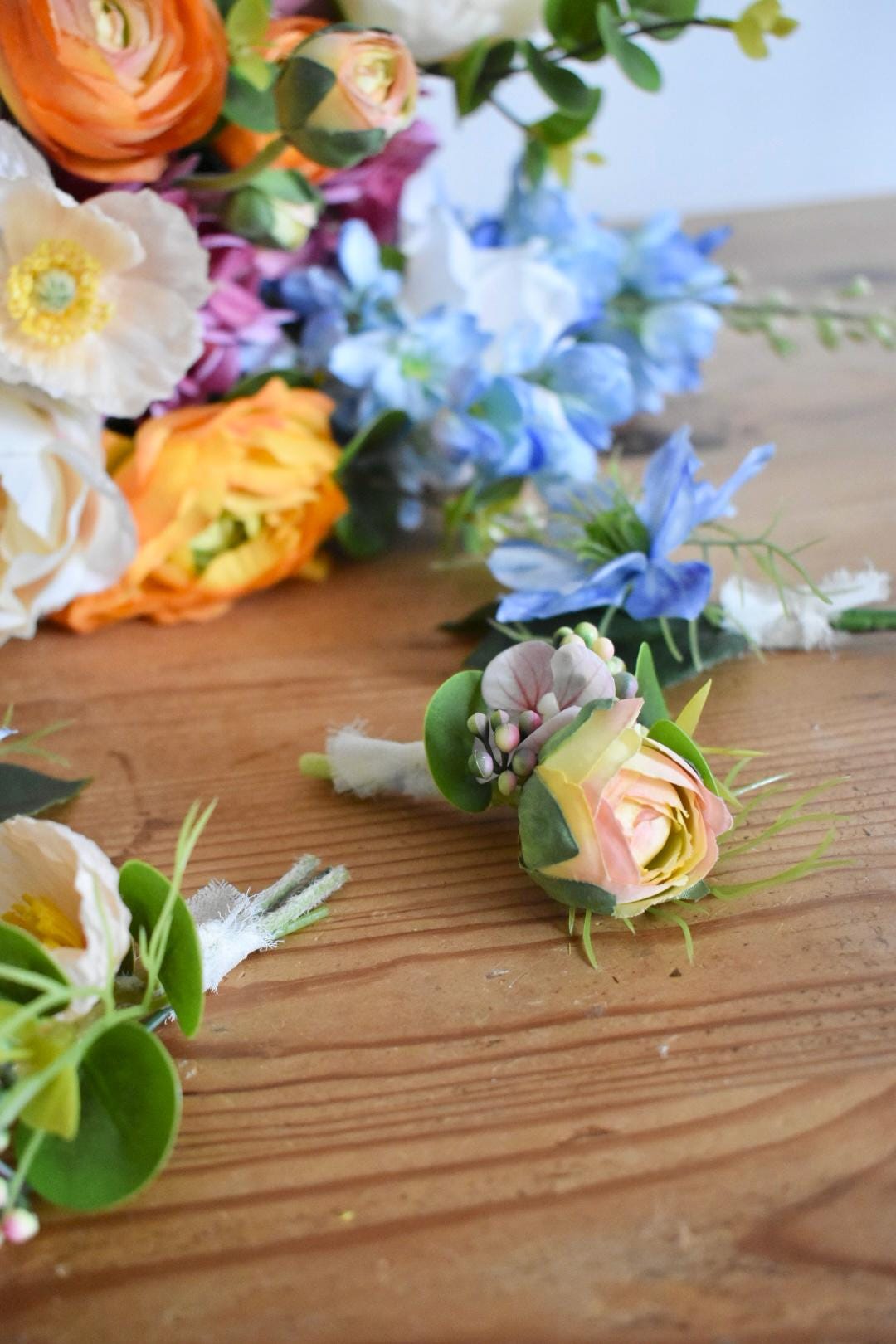 Vibrant handtied wedding bouquet
