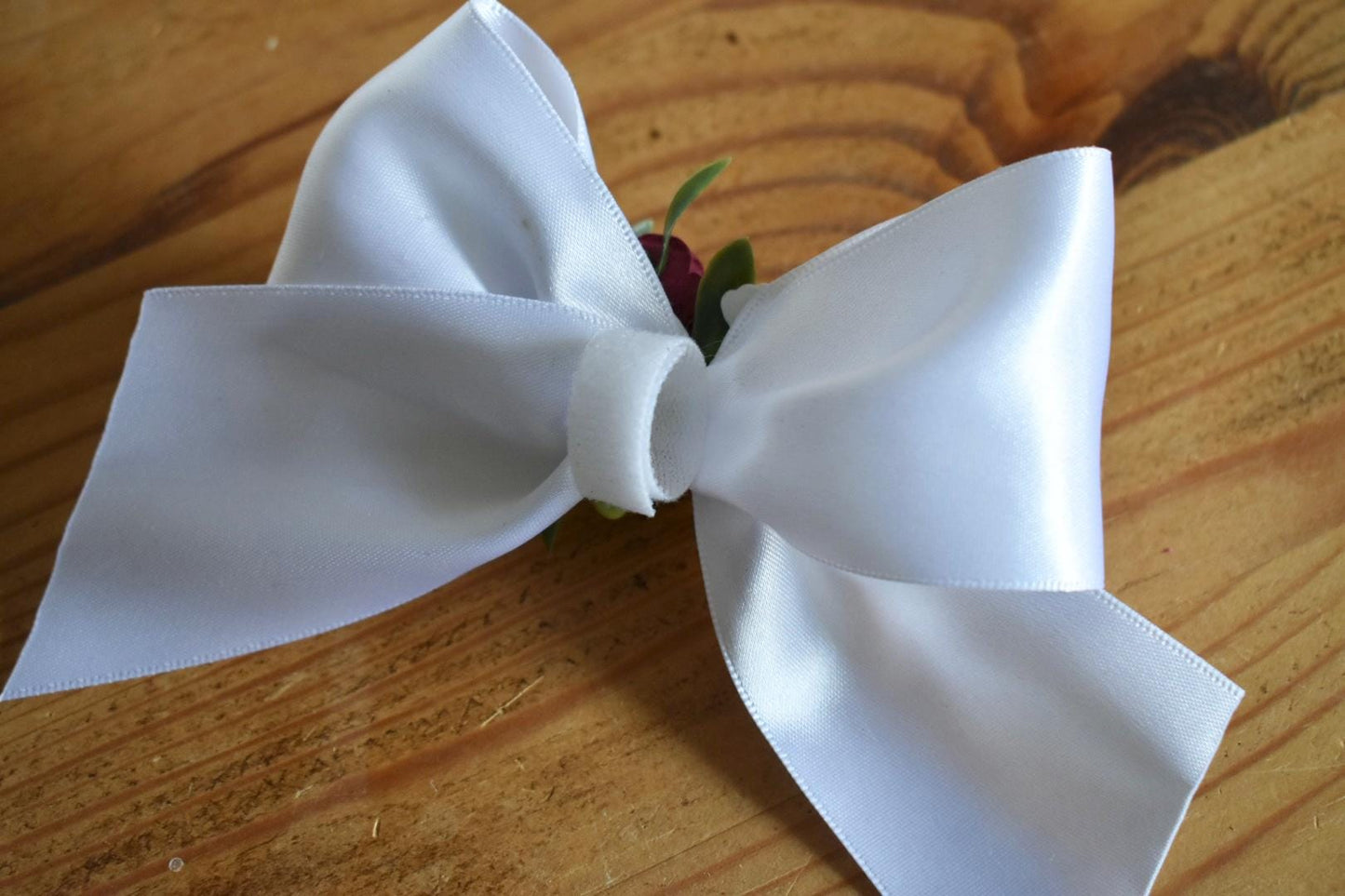 Pink floral bow pet accessory