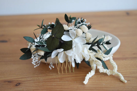 Hydrangea, eucalyptus and cascading amaranthus flower comb