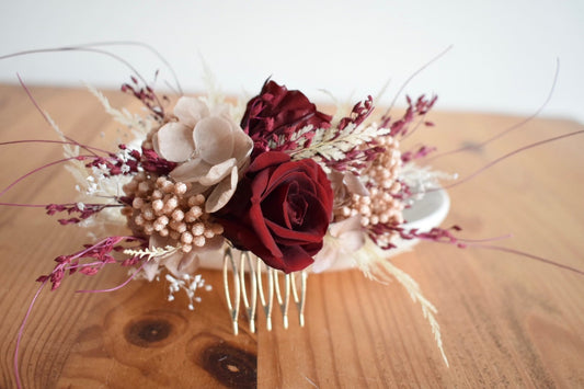 Nude, blush and red floral comb